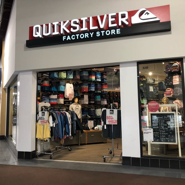 cómo Todopoderoso Evaluable Quiksilver Factory Store - Tienda de ropa en Las Vegas