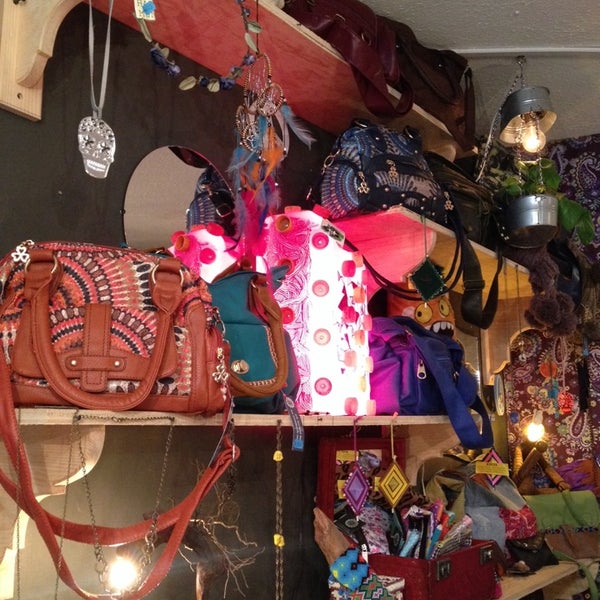 zero18 store Clothing Store in Roma Norte