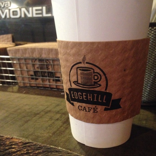 Foto tirada no(a) Edgehill Cafe por Joe S. em 1/8/2014