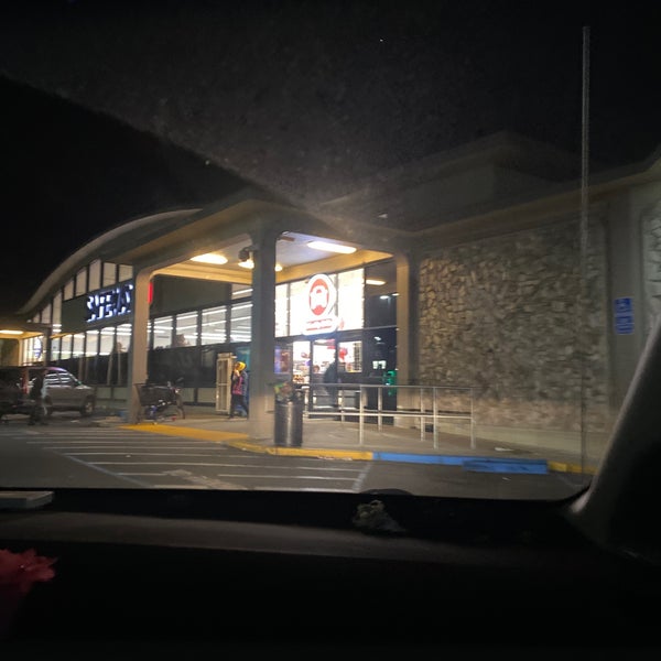 Safeway 3350 Mission St