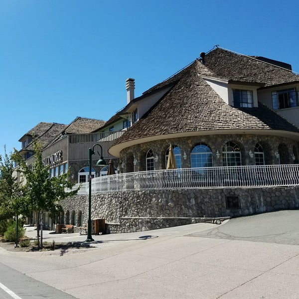 9/5/2016 tarihinde Dory F.ziyaretçi tarafından Tahoe Biltmore Lodge &amp; Casino'de çekilen fotoğraf