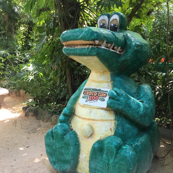 รูปภาพถ่ายที่ Crococun Zoo โดย Joel R. เมื่อ 10/18/2016