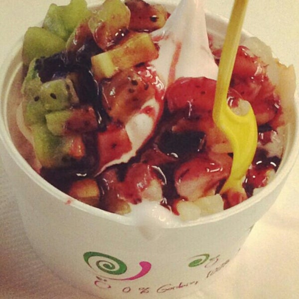 Yo! Frozen Yogurt Frozen Yogurt Shop in Rio de Janeiro