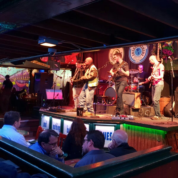 Foto tirada no(a) Bourbon Street Blues and Boogie Bar por Zed P. em 4/11/2018