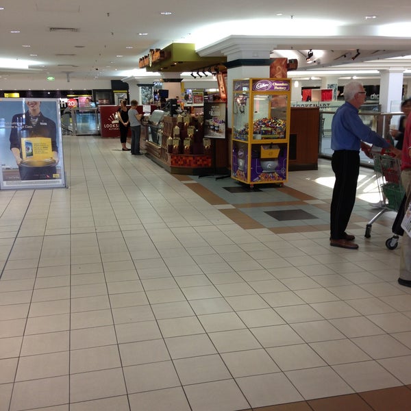 Brandon Park Shopping Mall in Wheelers Hill