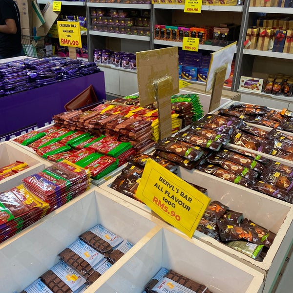 SMR Chocolates