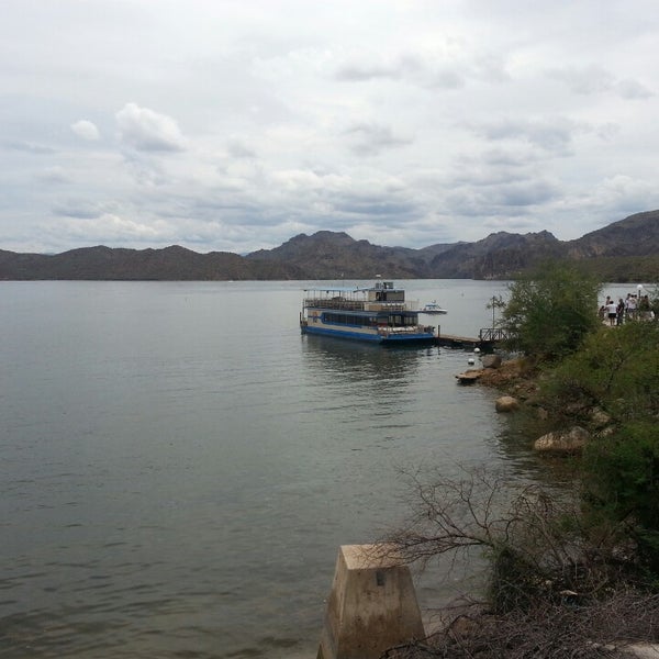 รูปภาพถ่ายที่ Desert Belle Tour Boat โดย Edward G. เมื่อ 8/25/2013