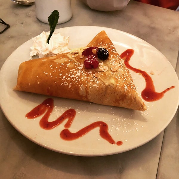 Photo taken at Sweet Paris Creperie by Alexandra S. on 5/2/2018