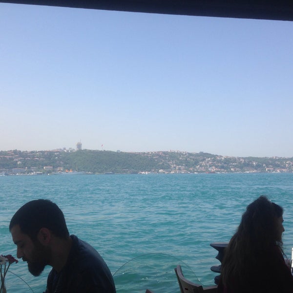 รูปภาพถ่ายที่ Çeşmîdil Cafe &amp; Restaurant โดย Kansu Y. เมื่อ 5/23/2015