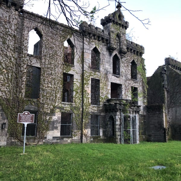 Smallpox Hospital - Roosevelt Island - 9 tips from 987 visitors