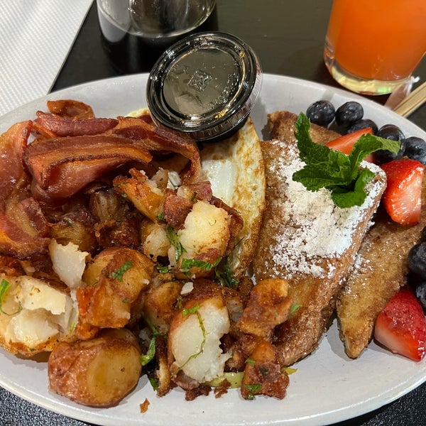 Peaches Restaurant BedfordStuyvesant Brooklyn, NY