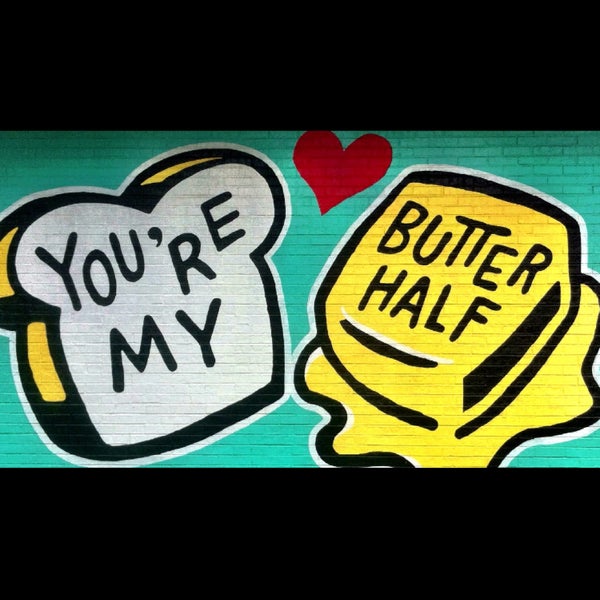 Снимок сделан в You&#39;re My Butter Half (2013) mural by John Rockwell and the Creative Suitcase team пользователем Steven C. 6/21/2015