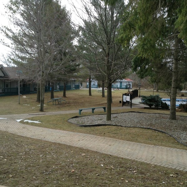 BEST WESTERN Country Squire Resort Gananoque Canada Best Western Country Squire Resort - 715 E King St