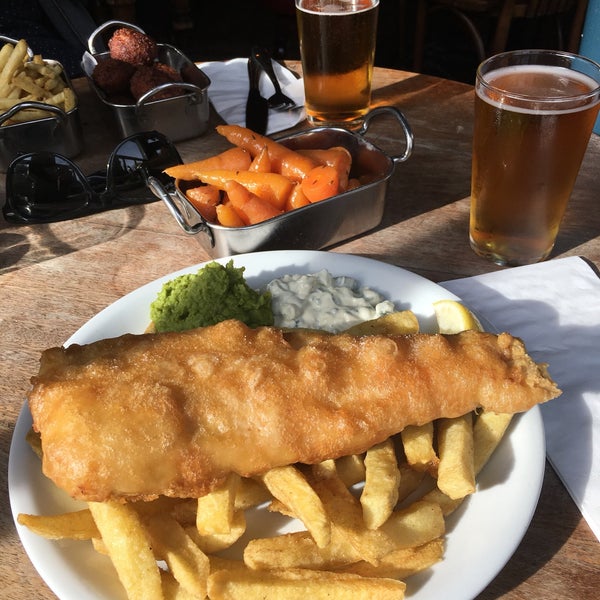 Went there for lunch on Saturday. Croquettes and Fish&chips was really delicious!