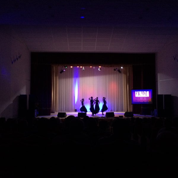 Зеленовский дом культуры рассказовский район. Белгород культура. Рдк тетюши сотрудники. Рдк сегодня. Представление для инвалидов новый год в рдк тетюши.