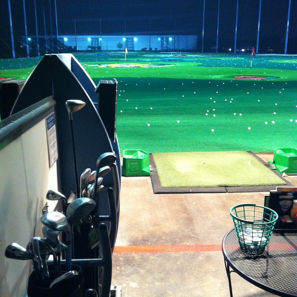 Foto scattata a Topgolf da Hoki T. il 5/10/2013