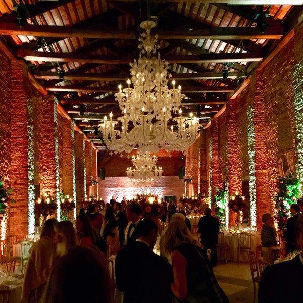 Photo taken at Belmond Hotel Cipriani by Rob C. on 9/12/2015