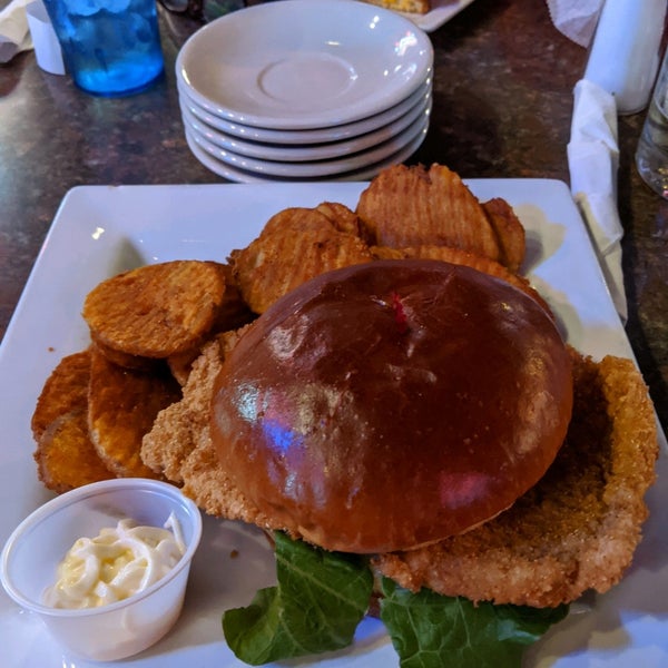 Photo taken at Trader&#39;s Mill Grill &amp; Bar by Tony S. on 12/29/2019