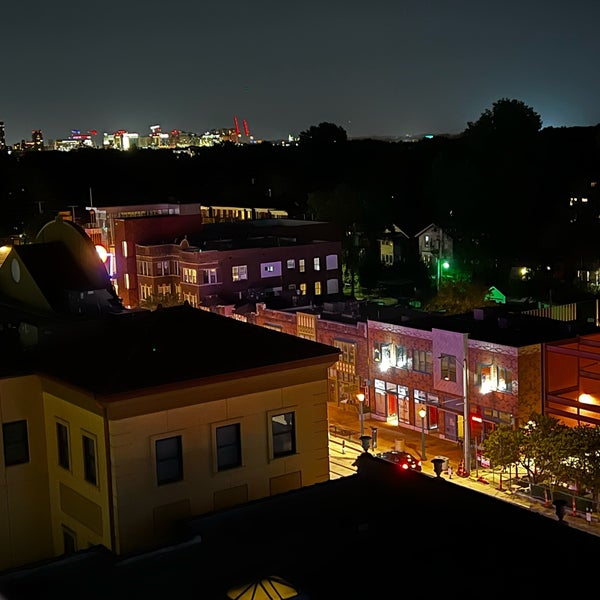 Das Foto wurde bei Moonrise Hotel von Russ C. am 9/2/2022 aufgenommen