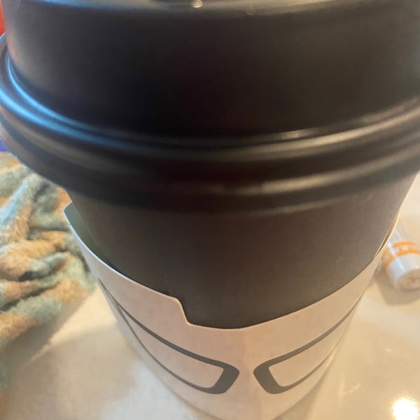 Foto tirada no(a) Gregorys Coffee por Sandy P. em 12/11/2021