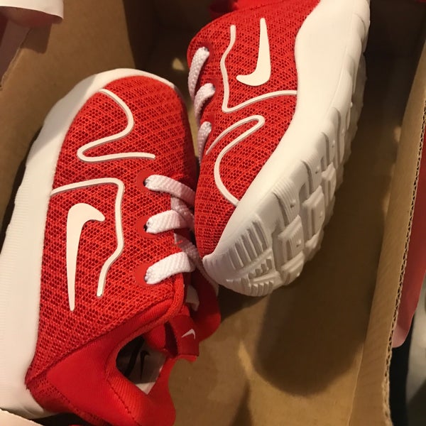 Nike shoes store ontario mills