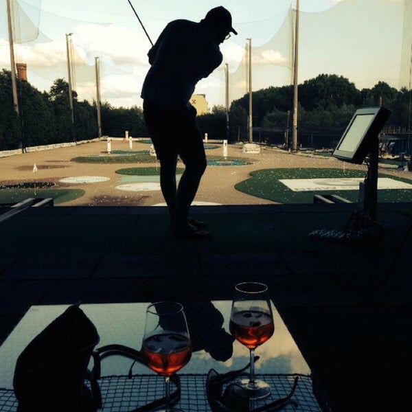 Foto scattata a Golf Lounge e.V. da Chris il 5/24/2014