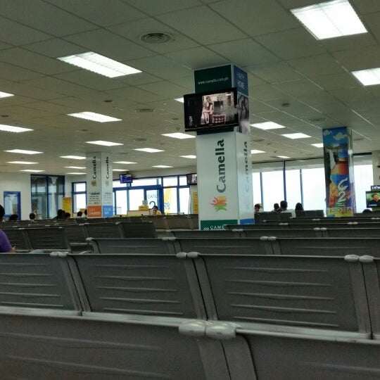 Gate 2 Airport Gate