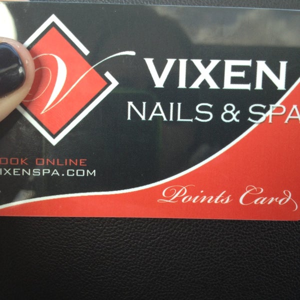 รูปภาพถ่ายที่ Vixen Nails &amp; Spa โดย Lianne P. เมื่อ 2/1/2013