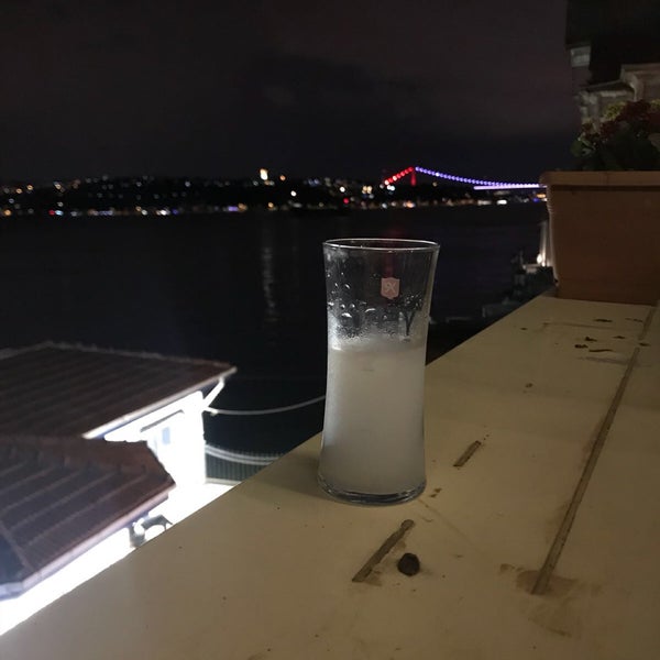 Foto scattata a İskele Restaurant da Kaan S. il 4/1/2018