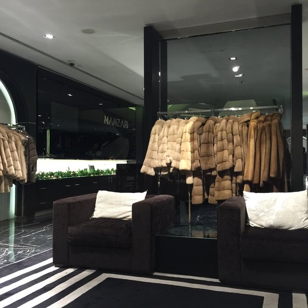 Manzari Furs Shop by Giangrasso Architetti, Dubai UAE luxury