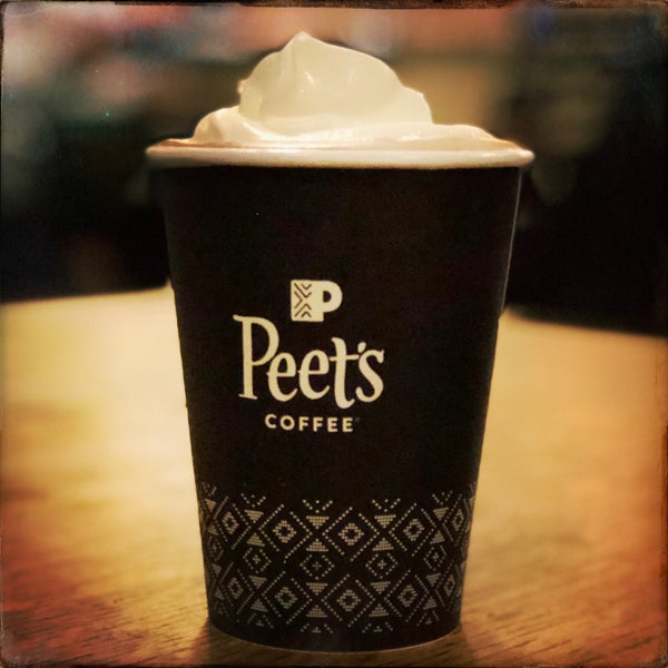 10/23/2017 tarihinde Arrimanziyaretçi tarafından Peet&#39;s Coffee &amp; Tea'de çekilen fotoğraf