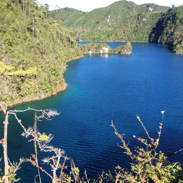 Lagunas de Montebello, Parque Nacional Lake Lagunas de Montebello, Parque Nacional Lake