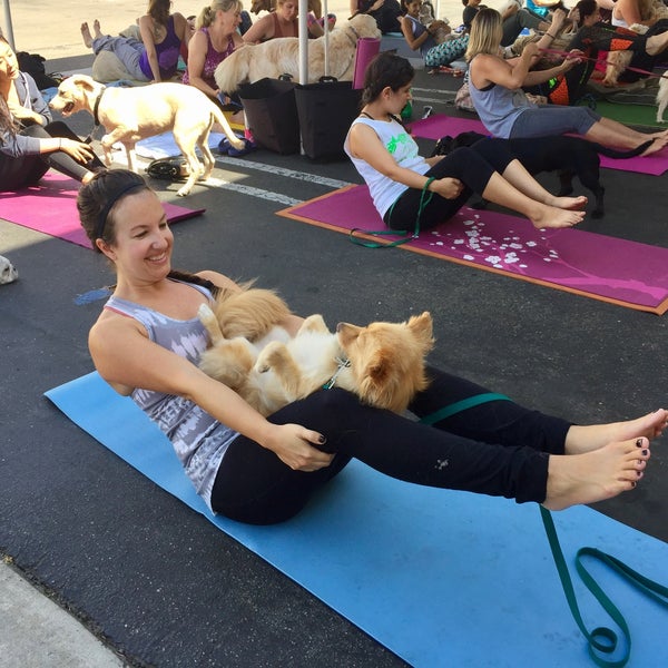 Снимок сделан в Sender One Climbing, Yoga and Fitness пользователем Kay D. 8/13/2017