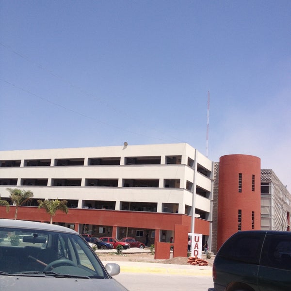 Universidad autonoma de durango (UAD) Lobos - General College & University  in Durango