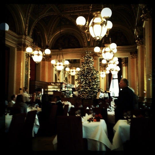 Photo taken at Restaurant Opéra by Lukas L. on 12/9/2012