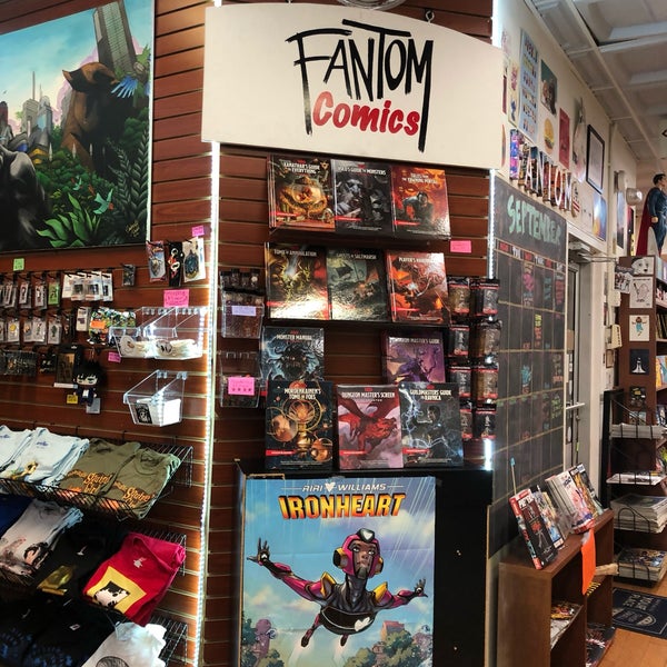 Foto tirada no(a) Fantom Comics por ina em 9/20/2019