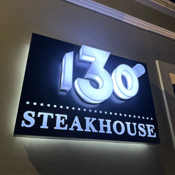Foto tirada no(a) 130 Grados Steakhouse por Adolfo M. em 5/19/2024
