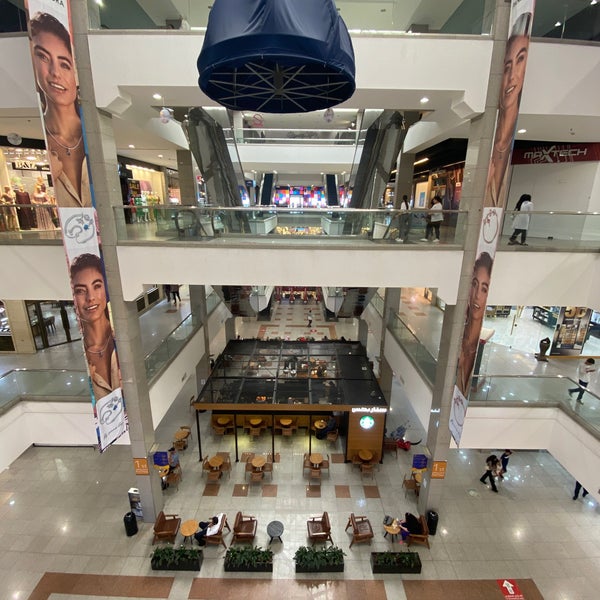 Geox mecca deals mall