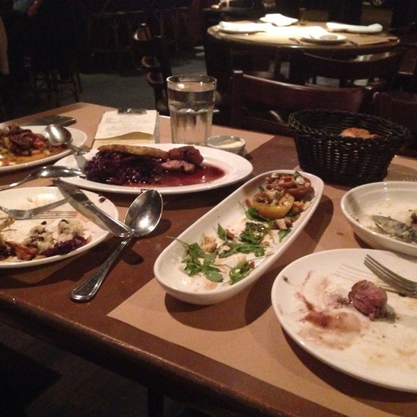 10/2/2013にRachael L.がIsa Restaurantで撮った写真