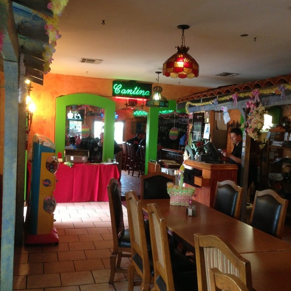 3/31/2013 tarihinde Kimberly S.ziyaretçi tarafından Margaritas Mexican Restaurant'de çekilen fotoğraf