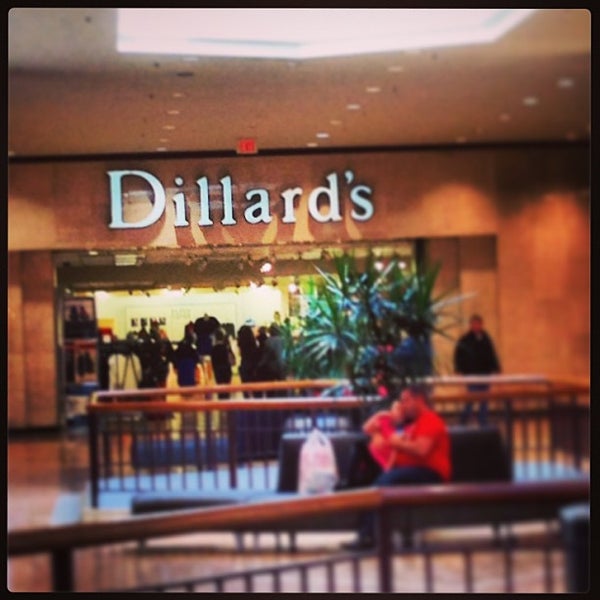 Dillard's Department Store in Saint Louis
