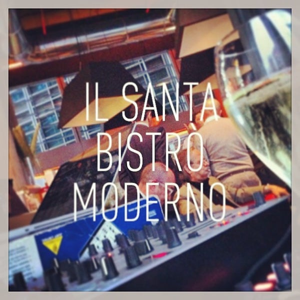 4/20/2013 tarihinde David C.ziyaretçi tarafından Il Santa Bistrò Moderno'de çekilen fotoğraf
