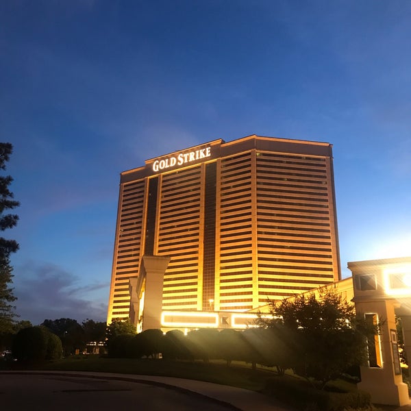 Photo taken at Gold Strike Casino Resort by M FahaD . on 9/30/2018
