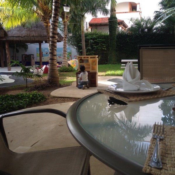 Photo taken at Mestizo&#39;s | Restaurante Mexicano Cancun | Cancun Mexican Restaurant by Patty on 6/18/2014