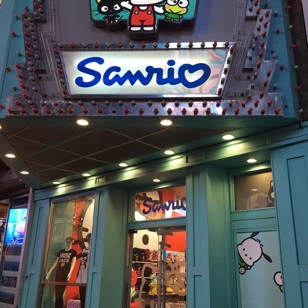 Photos at Sanrio Times Square (Now Closed) - Theater District - New York, NY