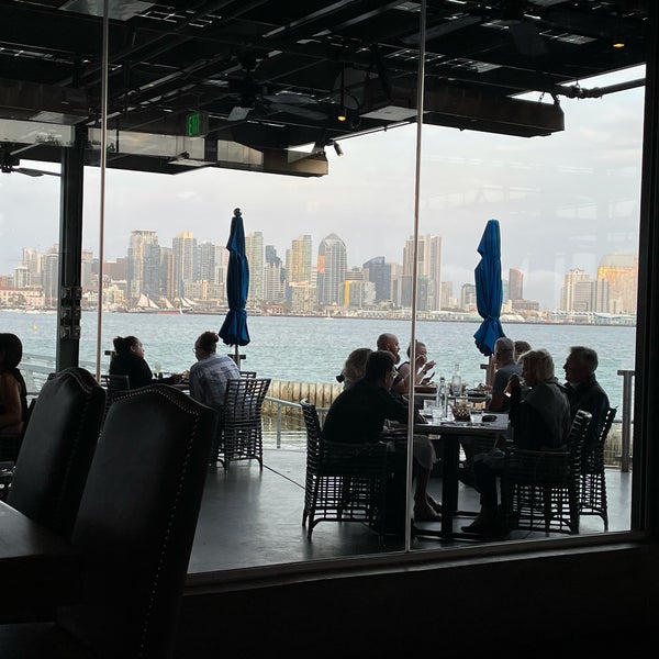 Foto diambil di Coasterra Restaurant oleh fishka 7. pada 6/16/2021