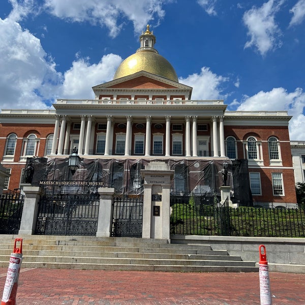 รูปภาพถ่ายที่ Massachusetts State House โดย Kevin B. เมื่อ 8/7/2022