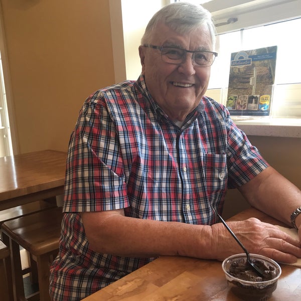 Jones Dairy Farm Retail Store Grocery Store in Fort Atkinson