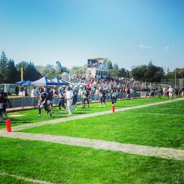 A must go is the Menlo College Homecoming game plus alumni tailgates nearby the football field.