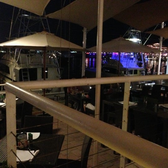Foto diambil di Largo Bar &amp; Grill oleh IBflorida I. pada 9/29/2012